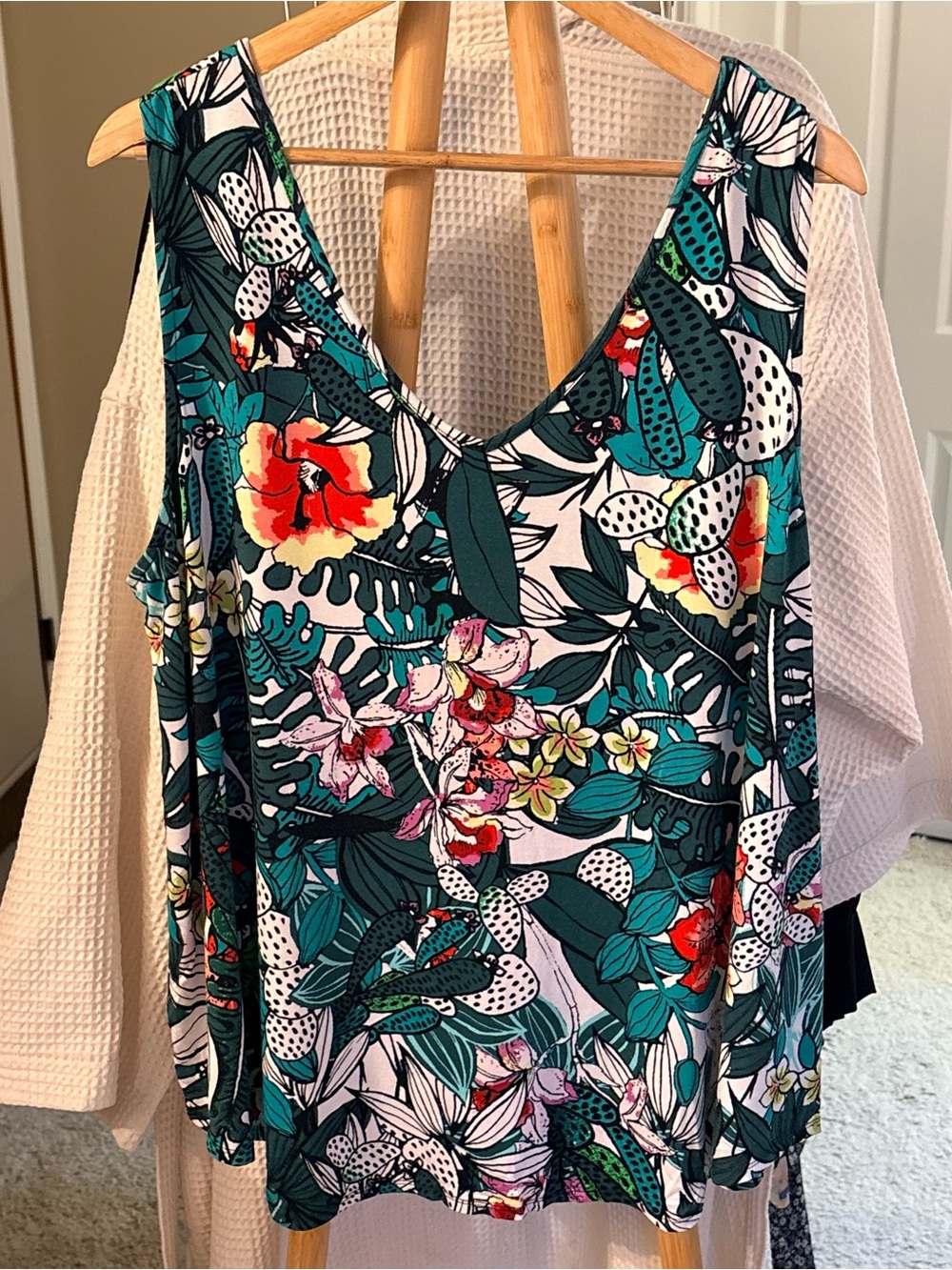 Cupio Curvy Tropical Tank Top - Green, Black & White 3X